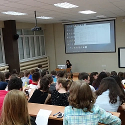 В Университете прошла Ежегодная научно-практическая студенческая конференция по институциональной экономике