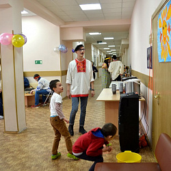 Студенты университета организовали праздник Масленицы для детей
