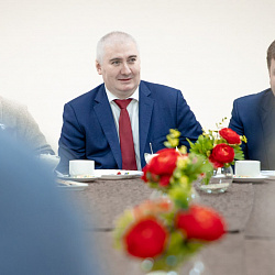 Лидеры студенческих сообществ позавтракали с ректором