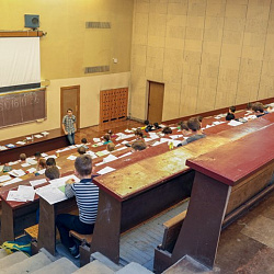 В университете  состоялась Олимпиада начальных классов по математике и заключительный этап Открытой  химической олимпиады
