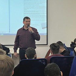 Студенты колледжа РТУ МИРЭА изучили возможности использования устройства Flipper Zero на мастер-классе «Уязвимости систем контроля управления доступа (СКУД)»