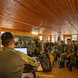 Проект военного учебного центра РТУ МИРЭА «Лето в спецназе» в самом разгаре