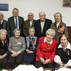 В университете состоялась встреча с ветеранами Великой Отечественной войны и труда