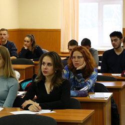 В Институте экономики и права продолжен проект «Лучшие – лучшим»