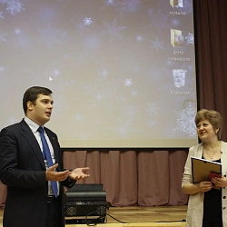 12 февраля руководство приемной комиссии в торжественной обстановке вручило гимназии № 1532 в дар от Университета две электронные доски в качестве благодарности за подготовку высокообразованных и мотивированных абитуриентов