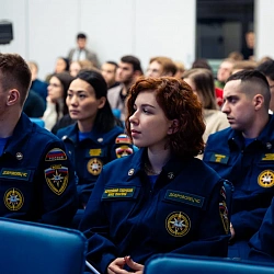 В РТУ МИРЭА в торжественной обстановке прошли мероприятия, посвящённые Дню Неизвестного Солдата 
