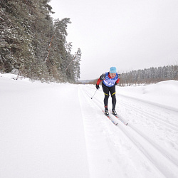 Доцент кафедры физического воспитания РТУ МИРЭА В.В. Лавриненко преодолел 75-й лыжный марафон