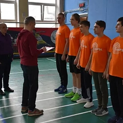Проведены соревнования по прыжкам в длину с места с участием команды юнармейского отряда на базе Колледжа программирования и кибербезопасности