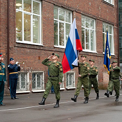 Состоялось торжественное вручение погон выпускникам военного учебного центра РТУ МИРЭА