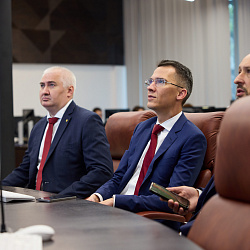 Андрей Омельчук оценил возможности мониторинга приёмной кампании в ситуационном центре Минобрнауки России