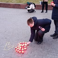 Студенты Колледжа программирования и кибербезопасности возложили цветы к Вечному огню в рамках патриотической акции