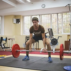 В спорткомплексе кампуса МИРЭА состоялось второе первенство вуза по пауэрлифтингу