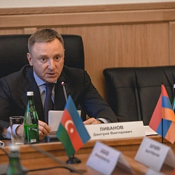 В кампусе на проспекте Вернадского Члены Совета по делам молодёжи провели встречу с лидерами молодёжных организаций государств-участников СНГ.