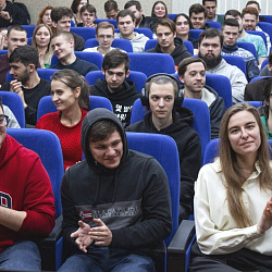 В Институте кибербезопасности и цифровых технологий РТУ МИРЭА состоялась встреча студентов с директором по развитию «Ростелеком — Солар», главным редактором журнала «Безопасность деловой информации» (БДИ), ИТ и ИБ-блогером Олегом Седовым