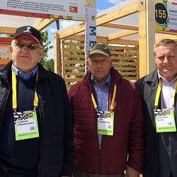 Участие представителей Физико-технологического института в Startup Village  -  стартап конференции России, организованной Фондом «Сколково» 