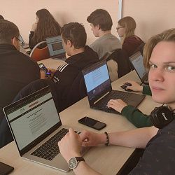 Студенты Института технологий управления приняли участие в IX ежегодной общероссийской образовательной акции «Всероссийский экономический диктант»