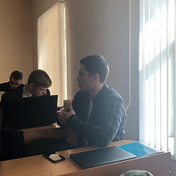 Состоялось очередное заседание в рамках научного студенческого кружка «Креативная экономика»