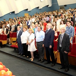 18 июля состоялось торжественное вручение дипломов выпускникам бакалавриата Института тонких химических технологий