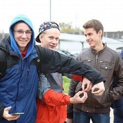 Студенты кампуса на Стромынке, 20 провели флешмоб, посвященный 80-летию МГУПИ