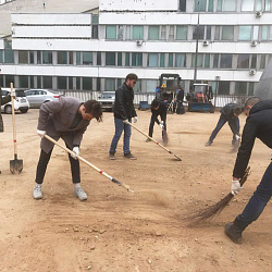 В университете состоялся субботник