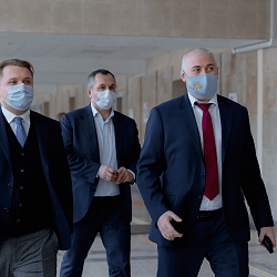 В РТУ МИРЭА состоялась встреча студентов с заместителем председателя Госдумы Борисом Чернышовым
