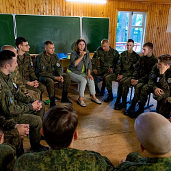 В рамках проекта «Лето в Спецназе» проведены занятия с психологом для студентов ВУЦ при РТУ МИРЭА