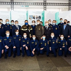 Андрей Турчак и Игорь Кобзев встретились с добровольцами ВСКС в Иркутске