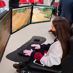 Российское движение школьников представило новый игровой сервер Minecraft с достопримечательностями нашей страны в Детском технопарке «Альтаир» РТУ МИРЭА