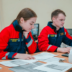 На протяжении месяца добровольцы ЦСО ВСКС оказывают помощь жителям ДНР и ЛНР