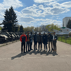 Иностранные обучающиеся РТУ МИРЭА посетили Центральный музей Военно-воздушных сил