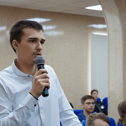 В Институте кибербезопасности и цифровых технологий состоялось масштабное мероприятие, посвящённое защите исторической памяти о Победе в Великой Отечественной войне