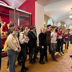 Студенты Института кибербезопасности и цифровых технологий посетили Оружейную палату Московского Кремля
