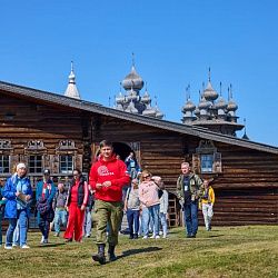 Отложив смартфоны: экспедиция студентов РТУ МИРЭА на Соловки как альтернатива цифровому шуму