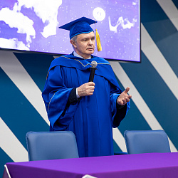 Выпускники специалитета Института радиоэлектроники и информатики РТУ МИРЭА получили дипломы