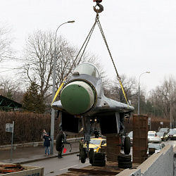 Военный учебный центр при РТУ МИРЭА получил самолёт МИГ-29