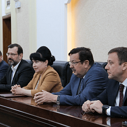 Представители РТУ МИРЭА приняли участие в образовательной выставке в Таджикистане
