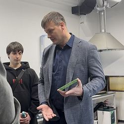 В НТЦ «Диапром» прошла экскурсия для студентов Института перспективных технологий и индустриального программирования 