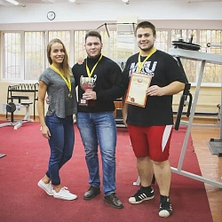 В спорткомплексе кампуса МИРЭА состоялось второе первенство вуза по пауэрлифтингу