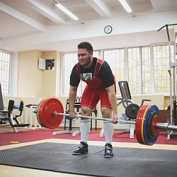 В спорткомплексе кампуса МИРЭА состоялось второе первенство вуза по пауэрлифтингу