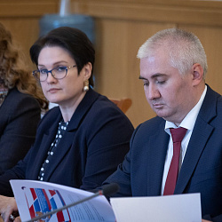 Ректор РТУ МИРЭА принял участие в круглом столе в Минобрнауки России по вопросам патриотического воспитания