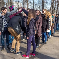 10 и 11 марта студенты, преподаватели и сотрудники Университета широко отметили Масленицу