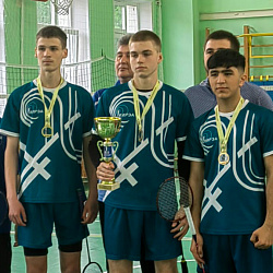 Сборная команда Колледжа программирования и кибербезопасности одержала победу в соревнованиях по бадминтону