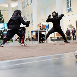 Студентка РТУ МИРЭА одержала победу в межуниверситетском турнире по историческому фехтованию