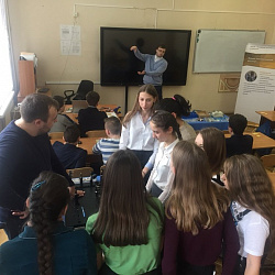 Новые и традиционные мероприятия для школьников провёл РТУ МИРЭА в апреле