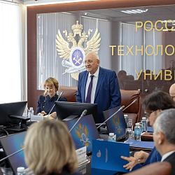 В Институте кибербезопасности и цифровых технологий состоялся круглый стол «О стратегии и формах взаимодействия с предприятиями-партнёрами», учреждён Совет партнёров ИКБ