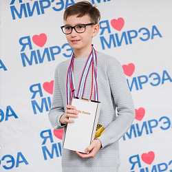 В университете прошел Фестиваль роботов
