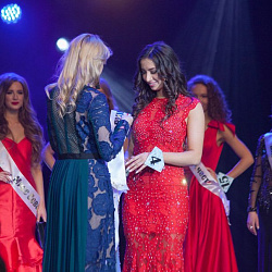 Студентка университета Диана Ибахаева на конкурсе «Мисс Студенчество Москвы 2017» удостоена титула «Мисс Стиль»