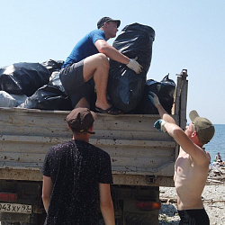 Добровольцы РТУ МИРЭА вернулись из экологической экспедиции в Краснодарский край