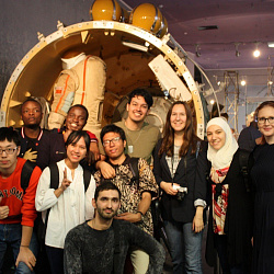 Студенты Института международного образования посетили Мемориальный музей космонавтики