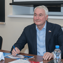 Депутат Государственной Думы посетил Военный учебный центр при РТУ МИРЭА